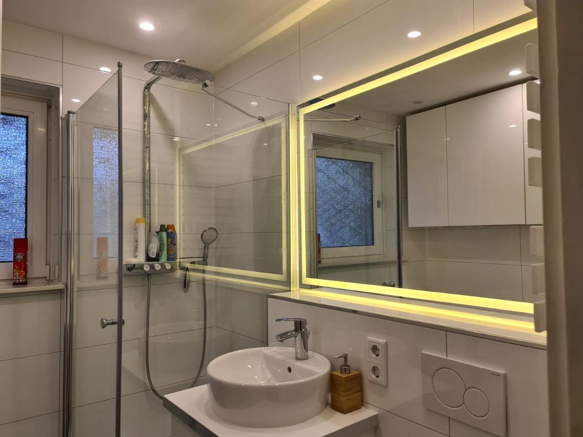 Schoene Ferienwohnung Im Herzen Von Ганновер Экстерьер фото